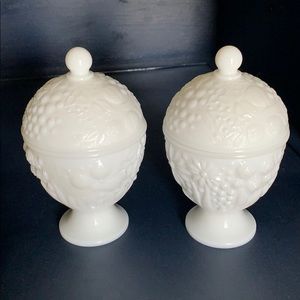 Vintage milk glass jars white flower